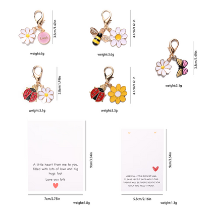 ✨Crafted by Hand-20 Sets Hug Favors(🦋Butterfly, Ladybird, Flower, Bee)