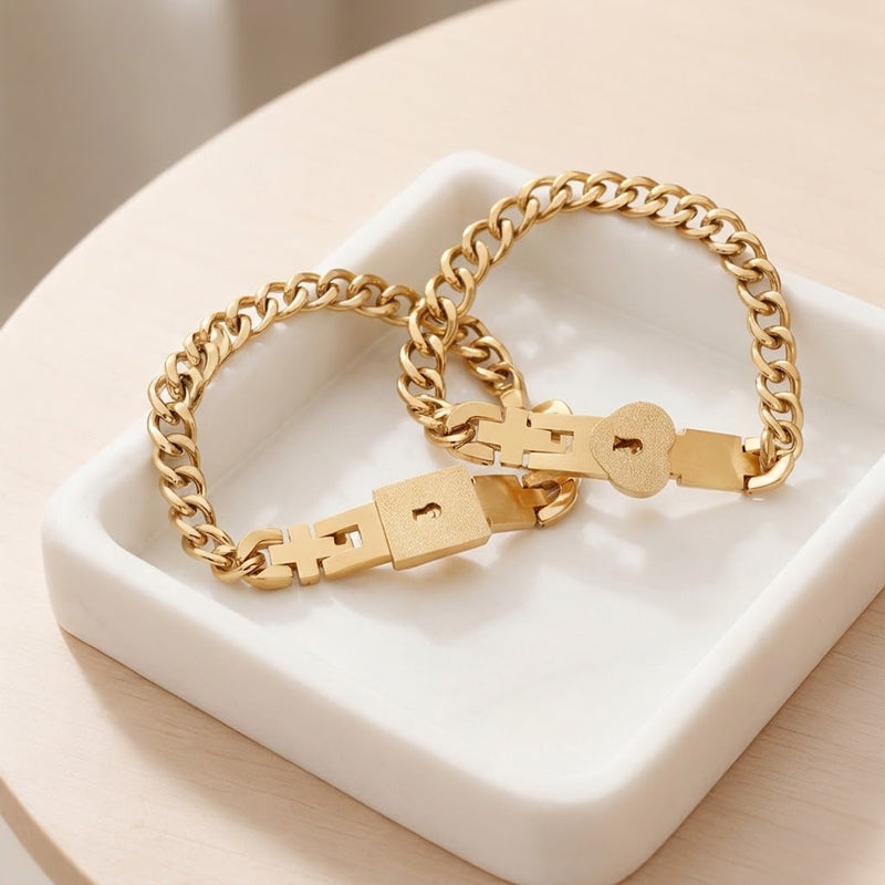 Matching bracelets with a heart-shaped lock 💕