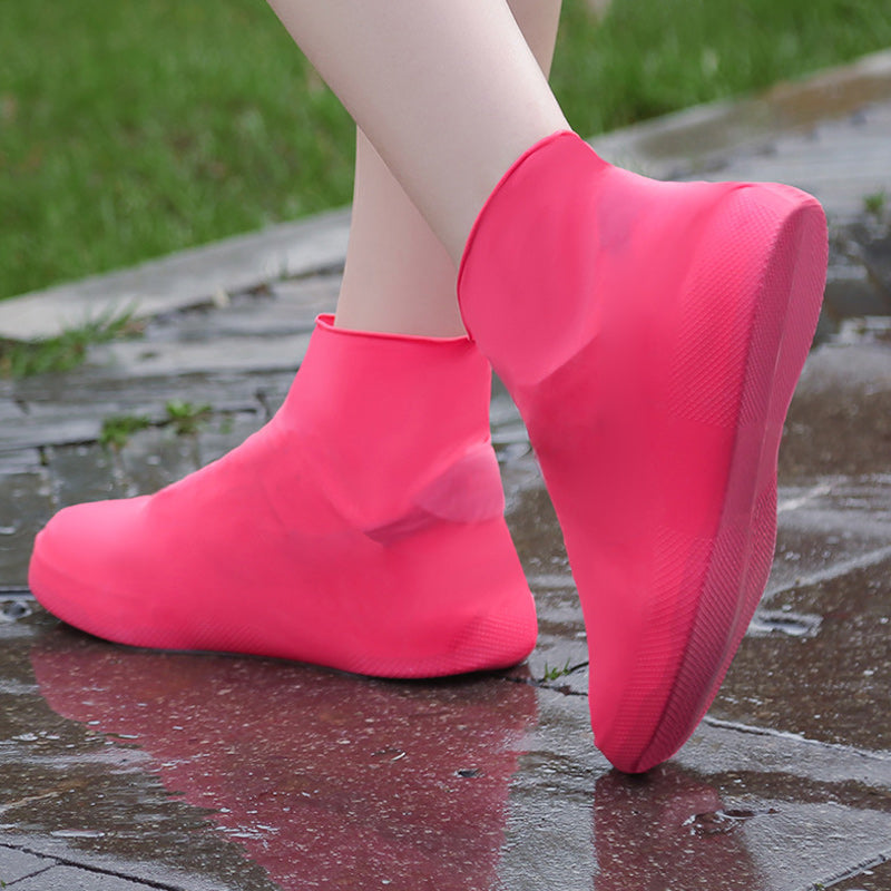 📢📢40% OFF !! ⏰ Waterproof Rain Shoe Cover – Non-slip sole & easy on/off – Reusable, perfect for wet weather or muddy walks 🌧️