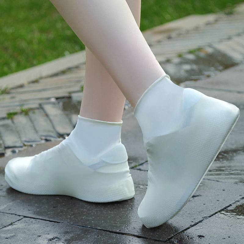 📢📢40% OFF !! ⏰ Waterproof Rain Shoe Cover – Non-slip sole & easy on/off – Reusable, perfect for wet weather or muddy walks 🌧️