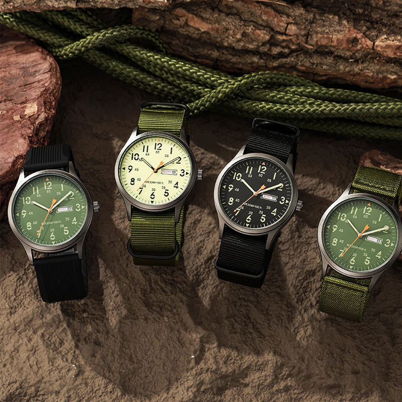 Quartz Watch with Luminous Display ⌚